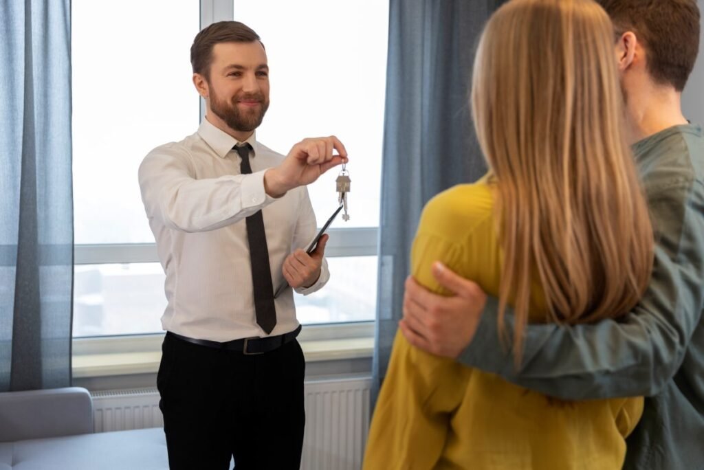 Why Working with a Top Real Estate Agent Saves You Time and Money?